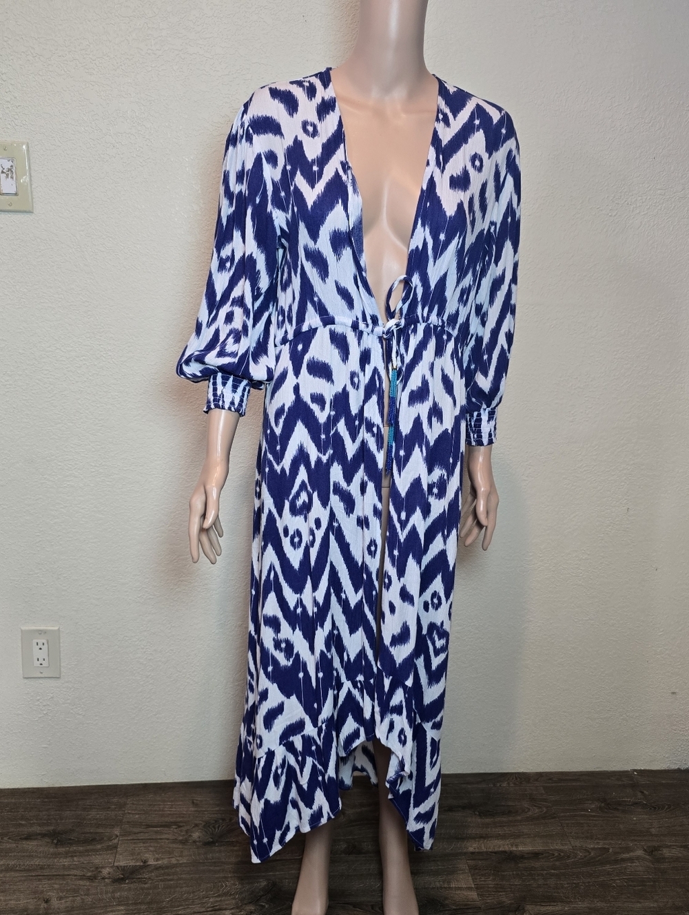 Blue Island Women's Blue/White Boho Flowy Tie Front Beach Cover Up Size Small - Picture 8 of 11